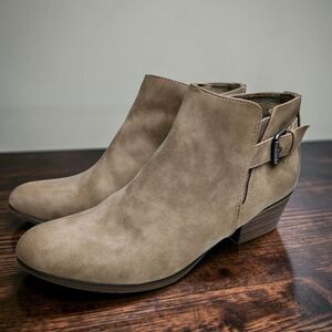 Esprit Tally Ankle Booties Womens 9.5M Taupe Faux Suede Side Zip Buckle Boho